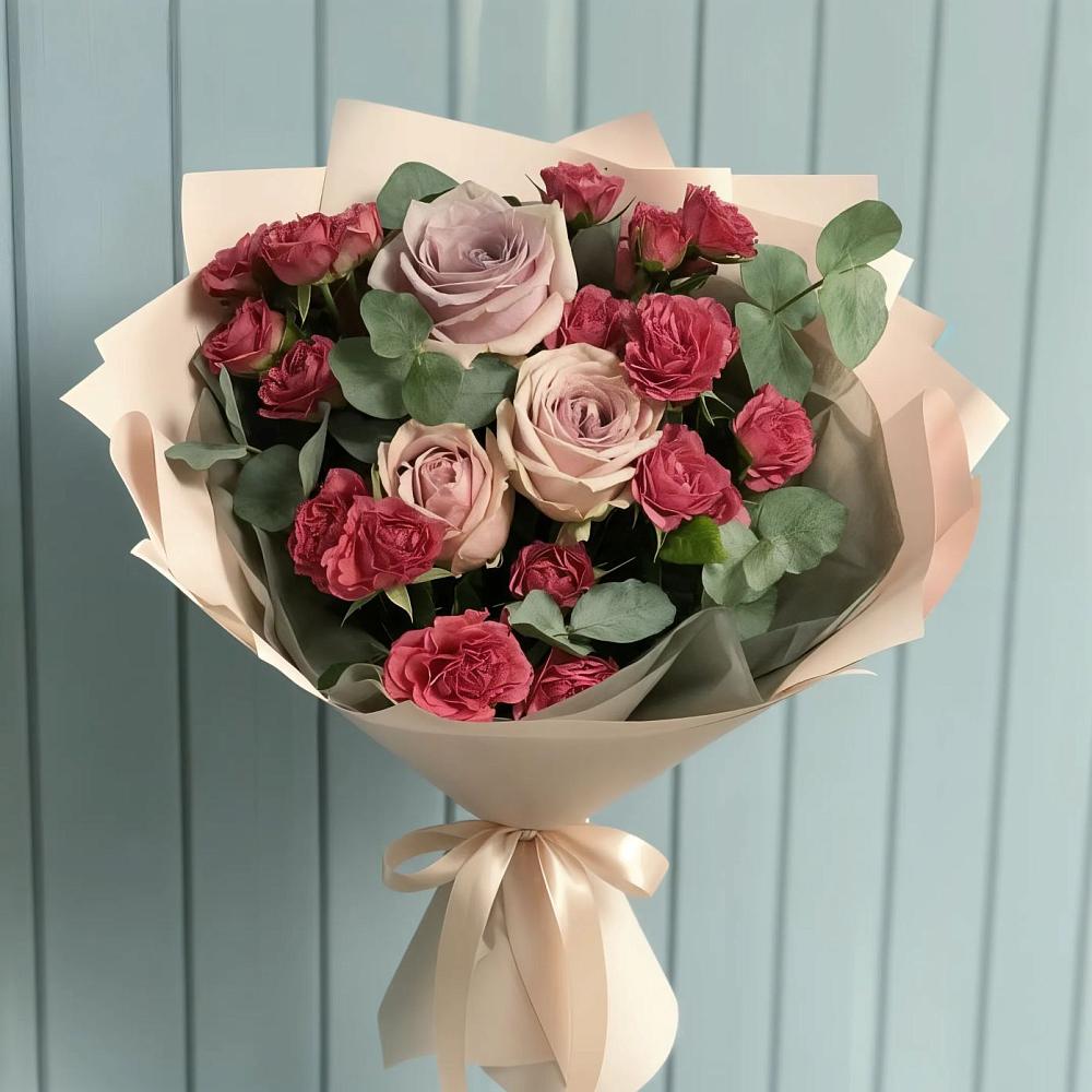 Букет цветов из: Гвоздики и Розы в Пчегатлукае
