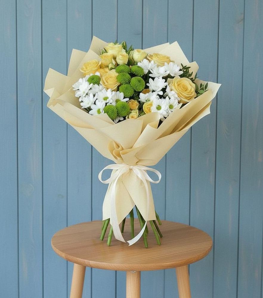 Букет цветов из: Хризантемы и Розы в Пчегатлукае