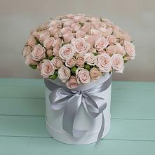 Цветочная композиция из Розы в шляпной коробке в Пчегатлукае