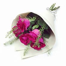 Букет цветов из:  Розы в Пчегатлукае