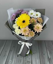 Букет цветов из:  Розы, Герберы и Хризантемы в Пчегатлукае