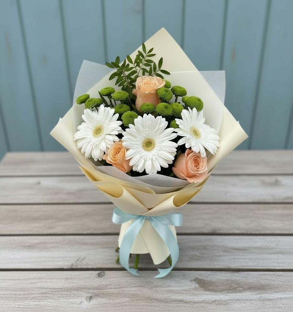 Букет цветов из: Герберы, Розы и Хризантемы в Пчегатлукае