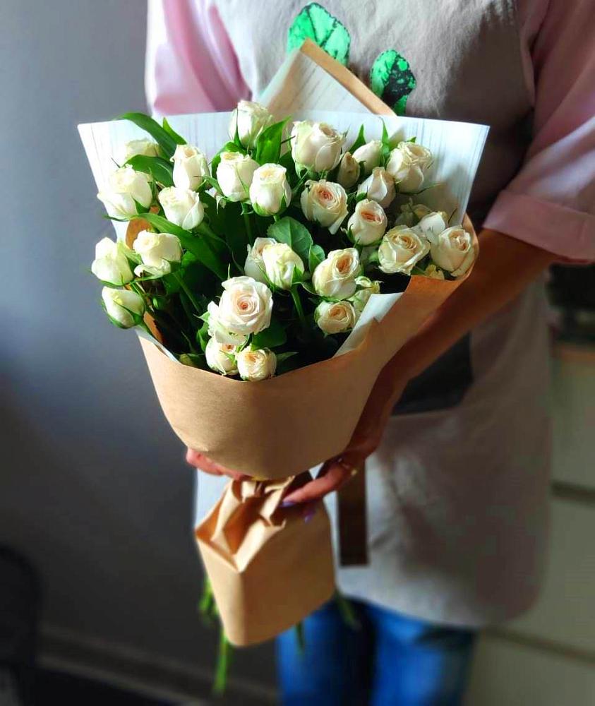 Букет цветов из: Розы в Пчегатлукае