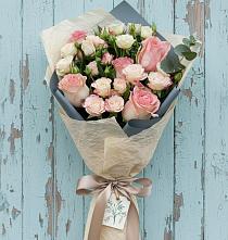 Букет цветов из:  Розы в Пчегатлукае