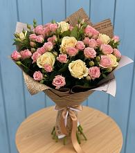 Букет цветов из:  Розы #REPLACE_PRED# Пчегатлукае