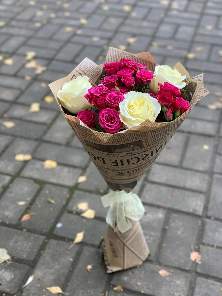 Букет цветов из: Розы в Пчегатлукае