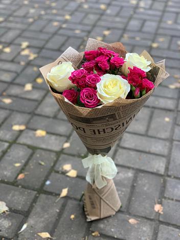 Букет цветов из: Розы в Пчегатлукае