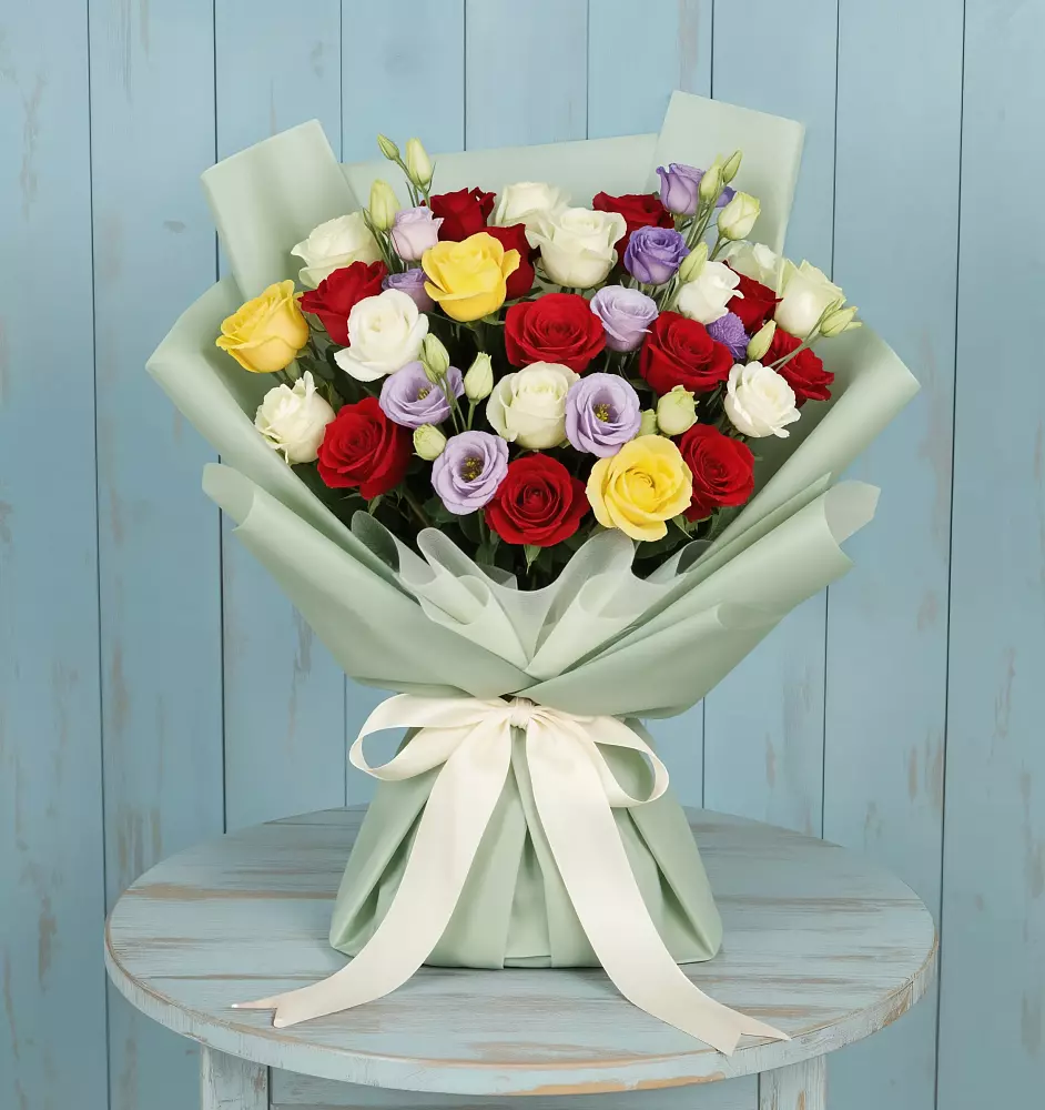 Букет цветов из: Розы в Пчегатлукае