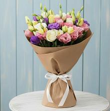 Букет цветов из:  Лизиантусы #REPLACE_PRED# Пчегатлукае